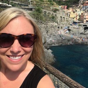 Meet your Posher, Sara 👩🏼